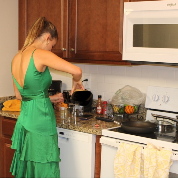 Bardot midi Lennie green dress - Picture 3 of 4